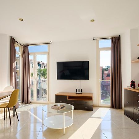 Apartaments Superiors Mtb Only Couples Lloret de Mar Exteriör bild