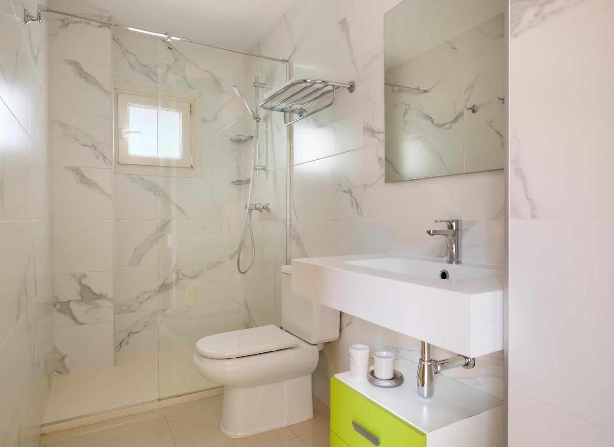 Apartaments Superiors Mtb Only Couples Lloret de Mar Exteriör bild